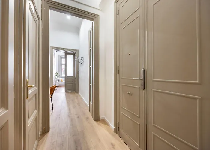 Vintage Next To The Synagogue Apartamento *