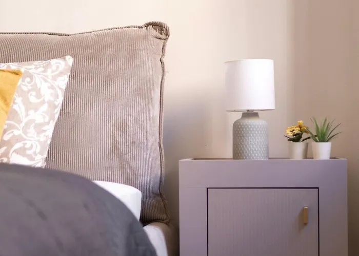 Vintage Next To The Synagogue Apartament